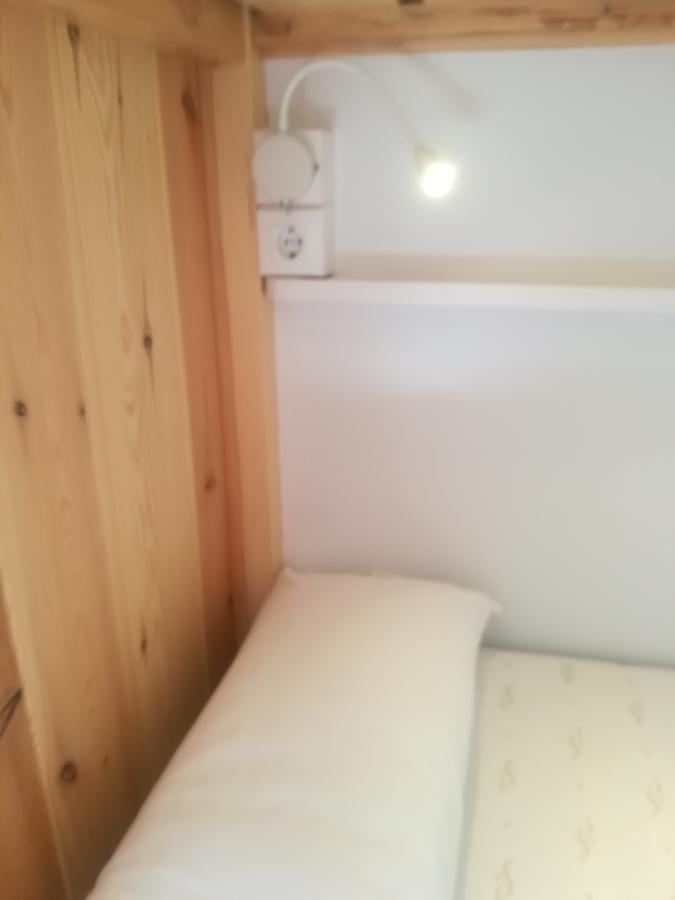 Albergue Milladoiro Bagian luar foto
